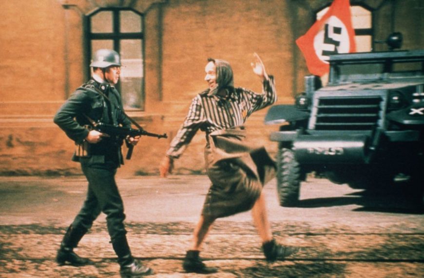 La Vita è bella (1997) – Life Is Beautiful